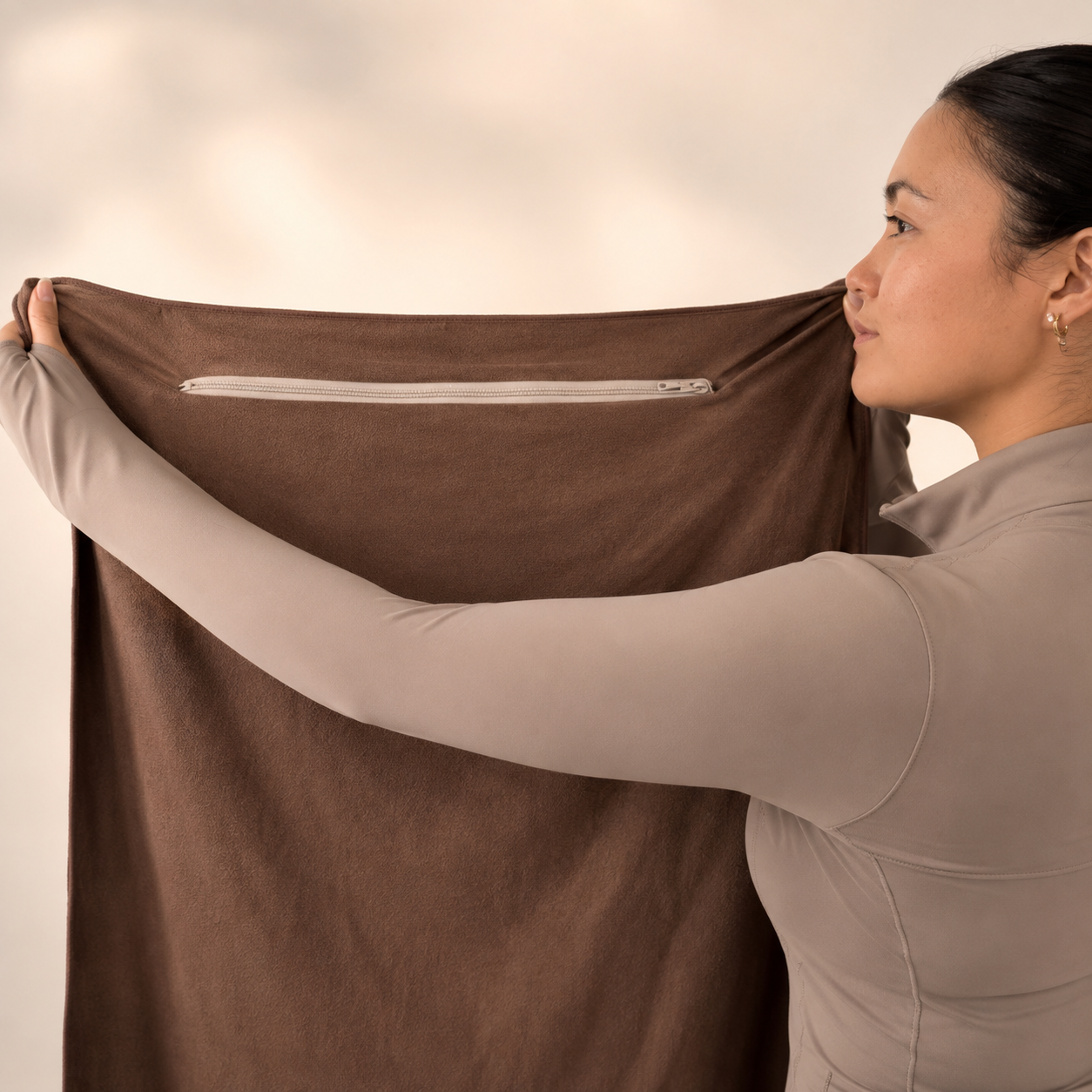 VORA™ FlexTowel Bag