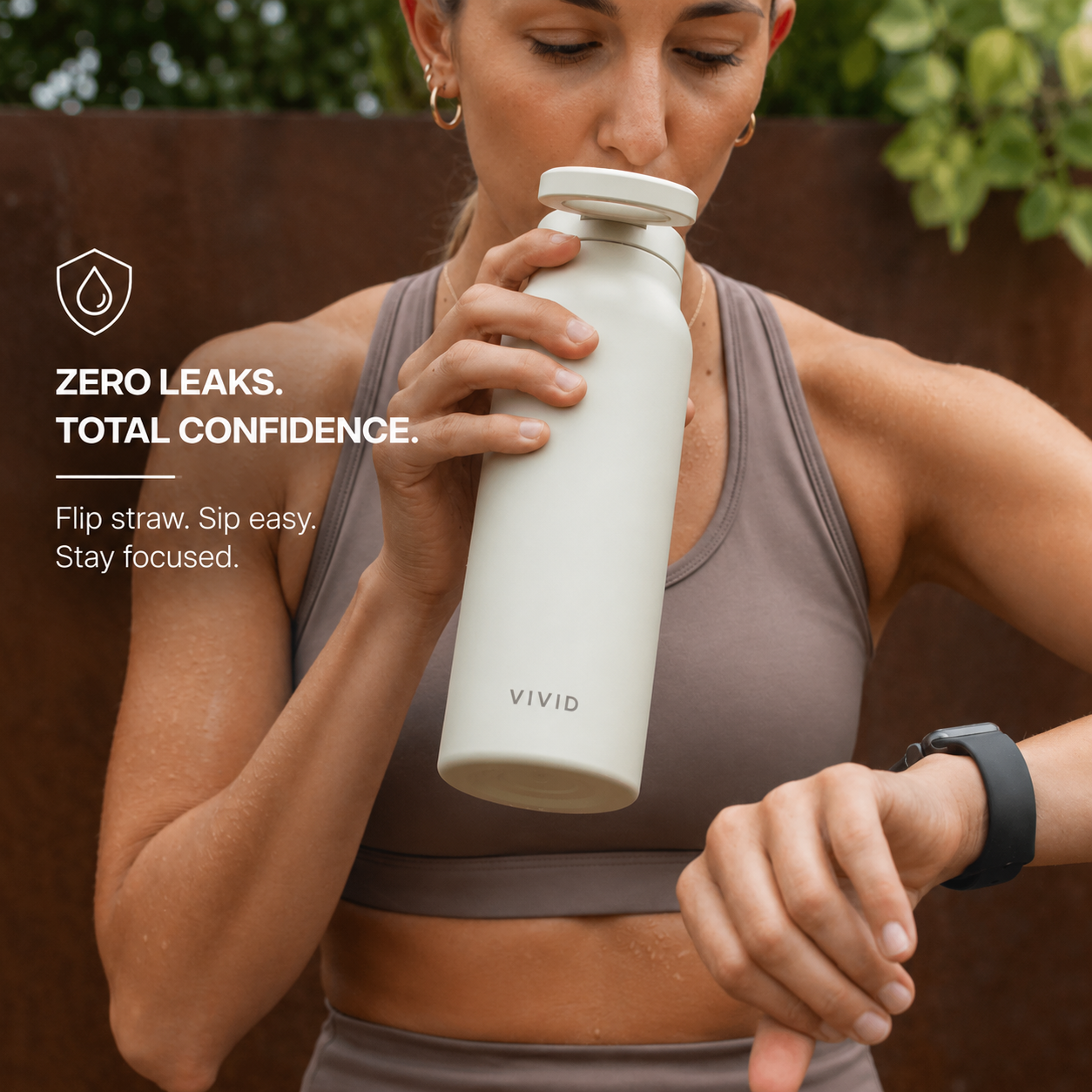 VIVID HALO™ Smart Hydration Bottle